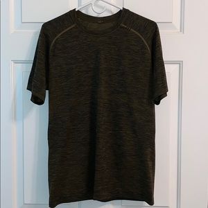 Lululemon Metal Vent Tech short sleeve shirt